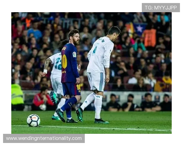 梅西加盟国际米兰与C罗对决成焦点全球球迷期待新赛季精彩对决